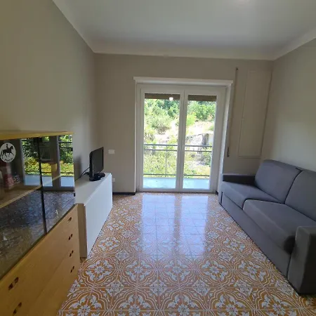 Tiffany By Portofinovacanze Апартаменты Рапалло